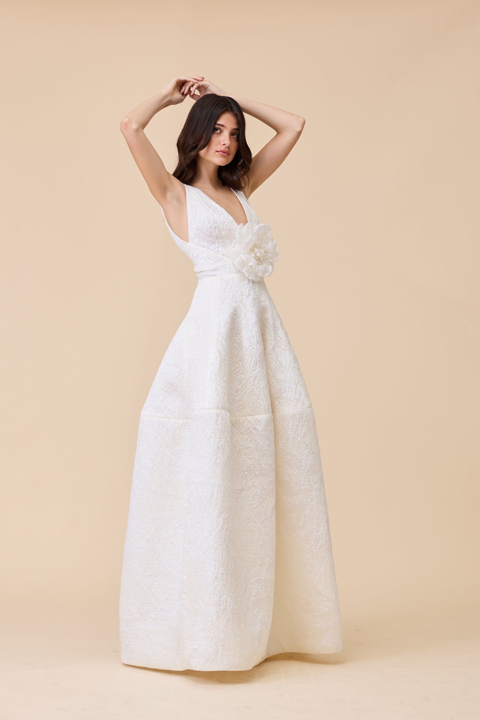 CREAM V NECK JACQUARD PRINTED GOWN