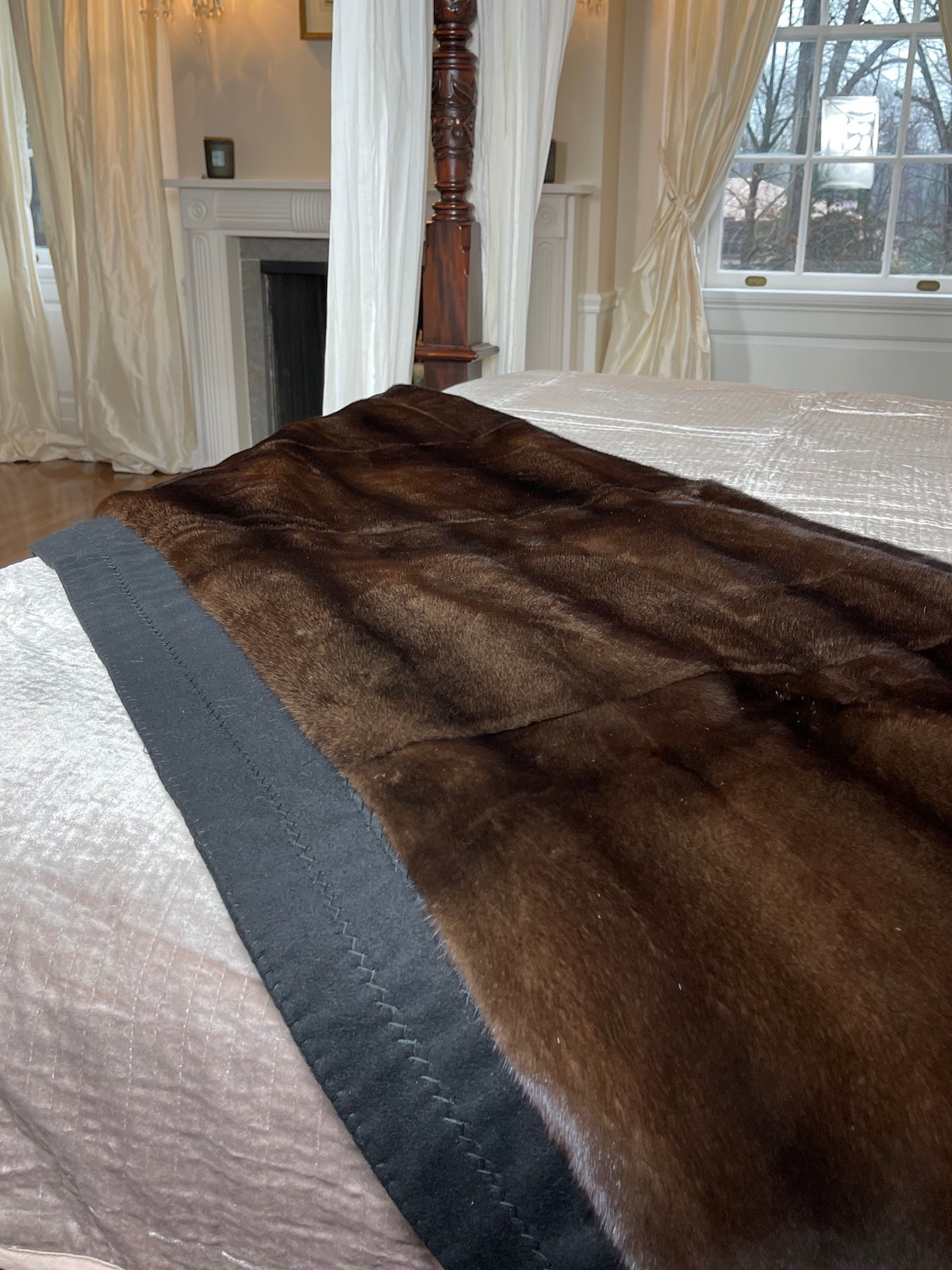 Mahogany Mink Blanket with Cashmere