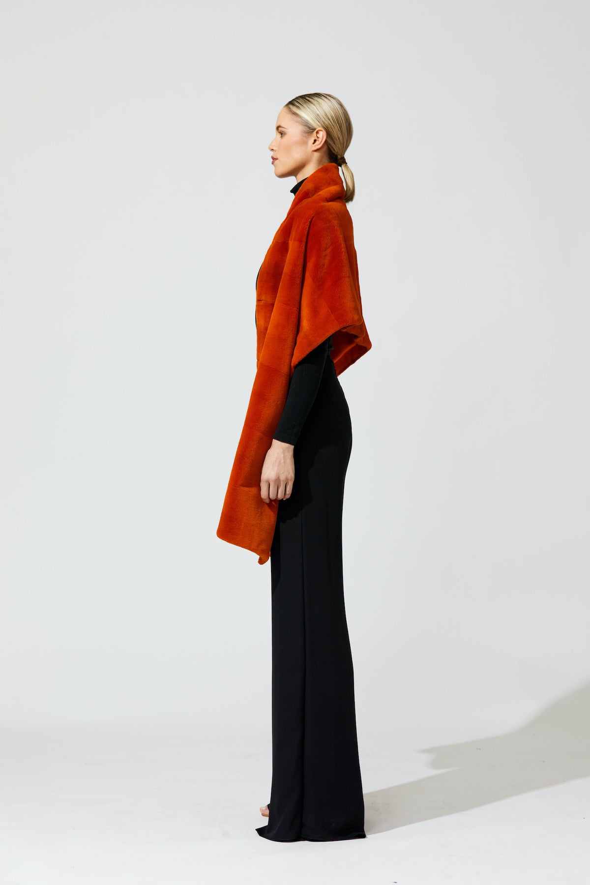 DYED BOMBAY BROWN SHEARED MINK SHAWL