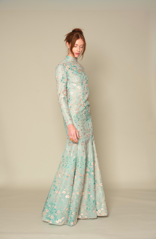 LONG SLEEVES MERMAID LACE GOWN