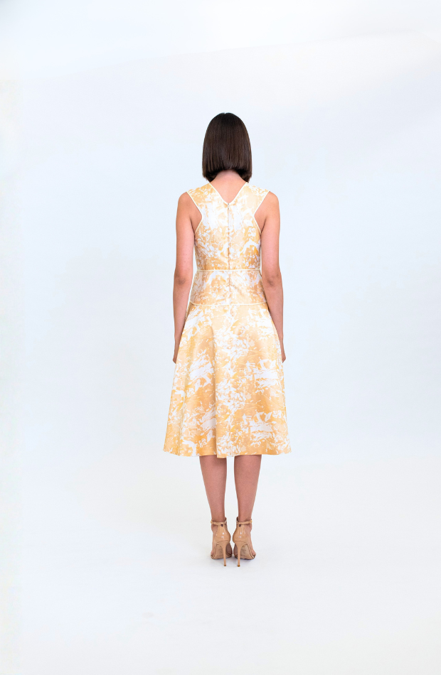 MULTI YELLOW ABSTRACT JACQARD V NECK SLEEVESLESS DAY DRESS