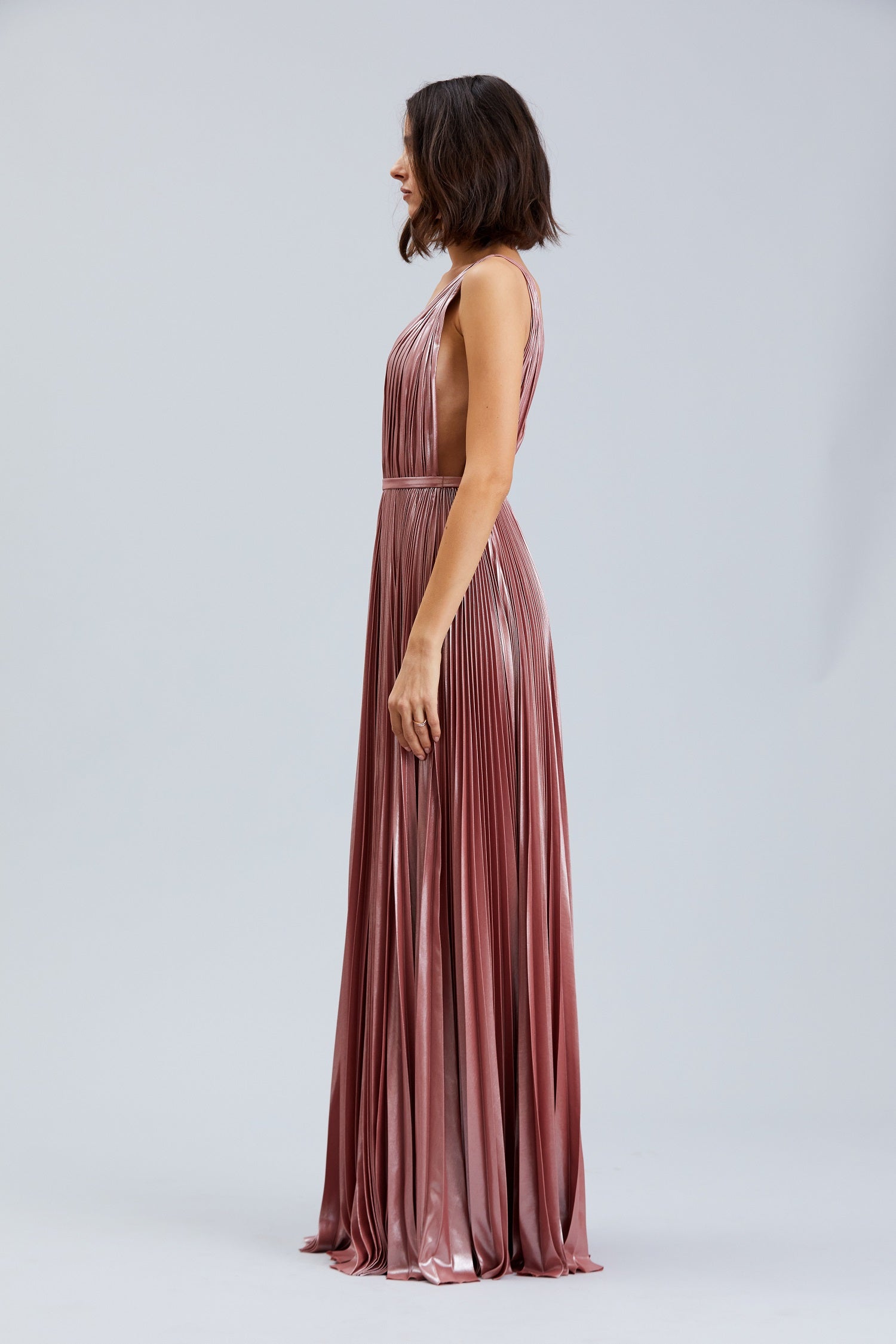 BERRY METALLIC  V NECK PLEATING GOWN