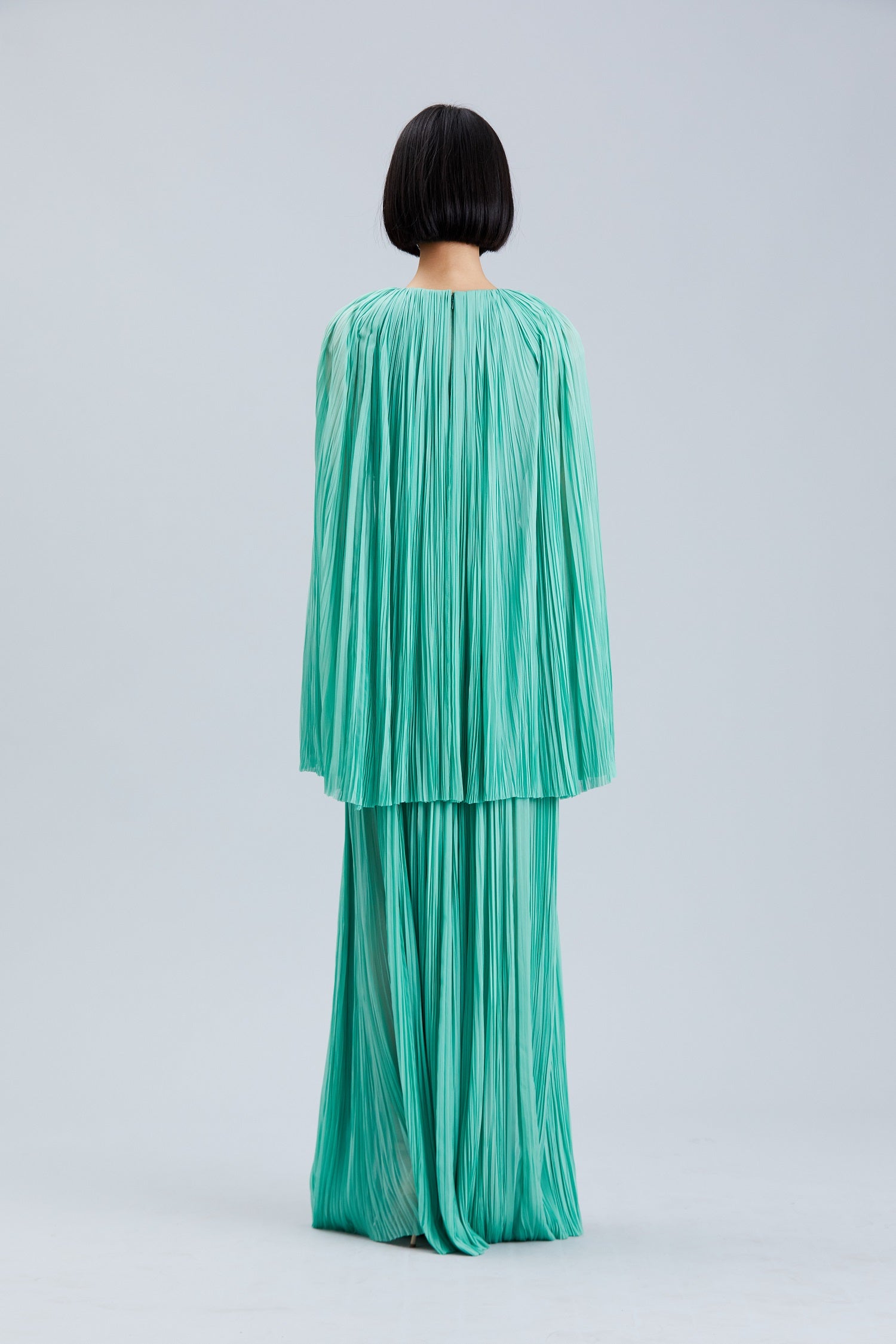SEA FORM GREEN V NECK SILK HAND PLEATING  GOWN